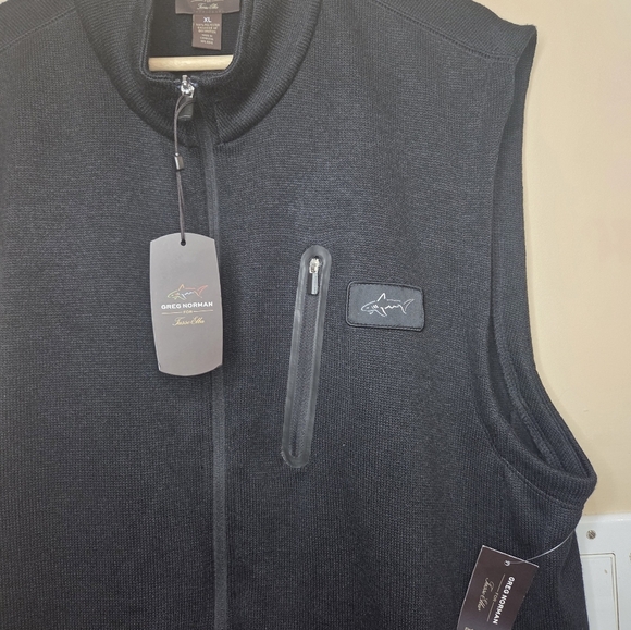 Greg Norman Sweater Vest Mens Extra Large Golf Shark Casual Outdoor black NWT. - Picture 3 of 12
